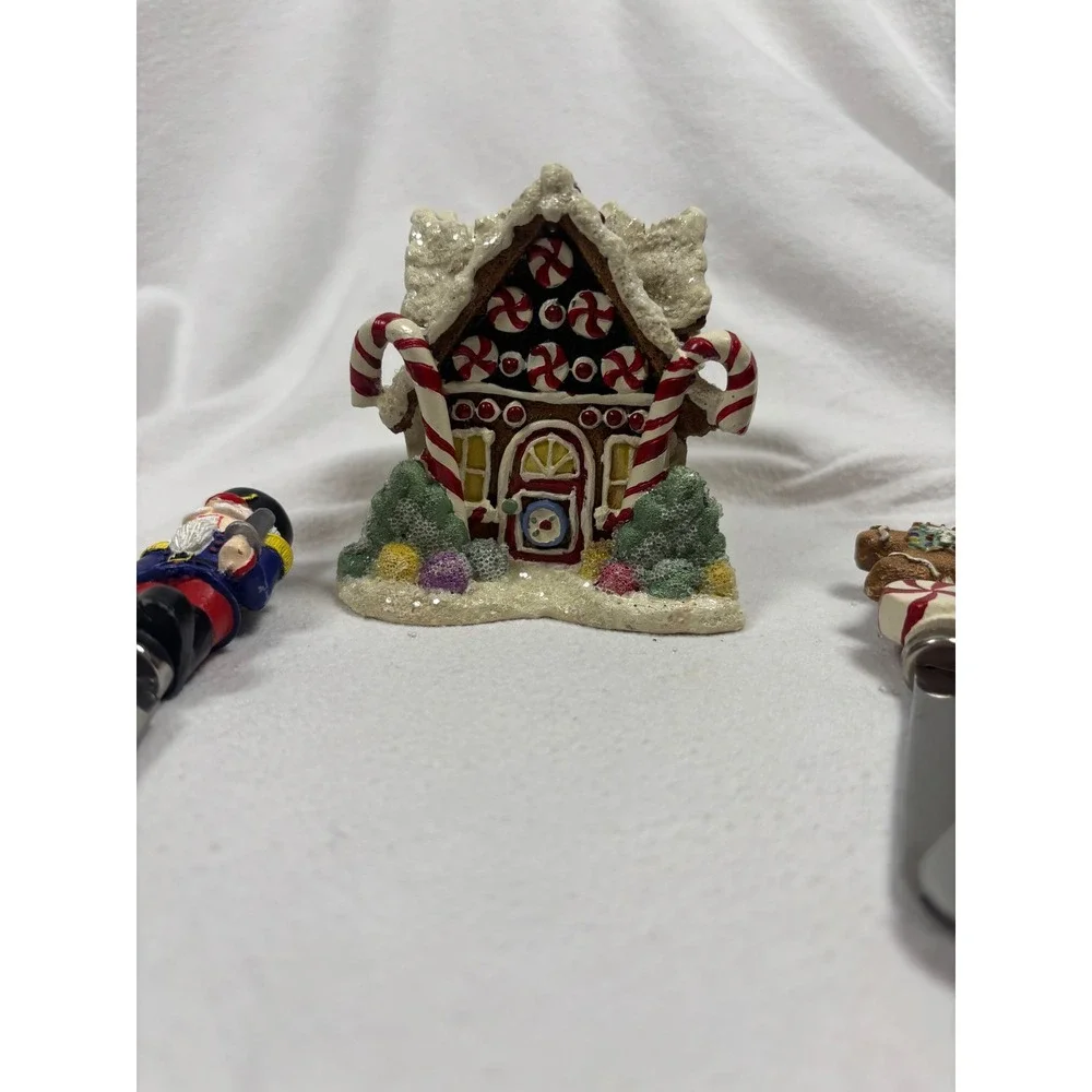 Incomplete Debbie Mumm‎ Gingerbread Spreader House Set Boston Warehouse 2001